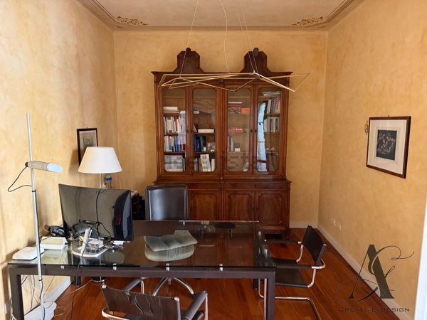 appartamento in vendita a Modena in zona Centro Storico