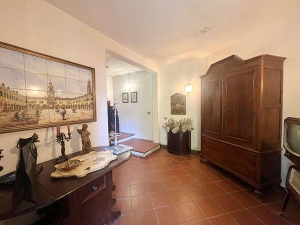 casa indipendente in vendita a Modena in zona San Faustino