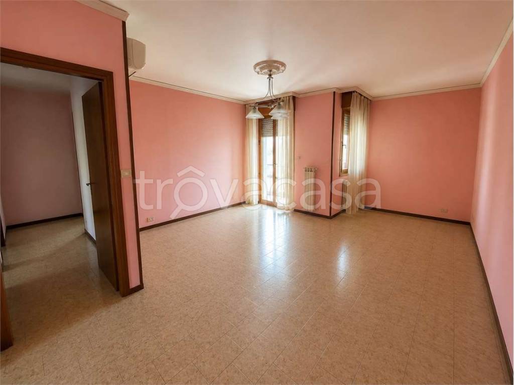 appartamento in vendita a Modena