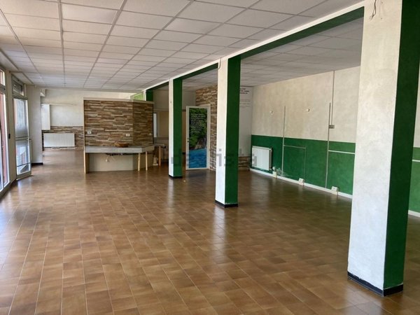 ufficio in vendita a Modena in zona Lamarmora
