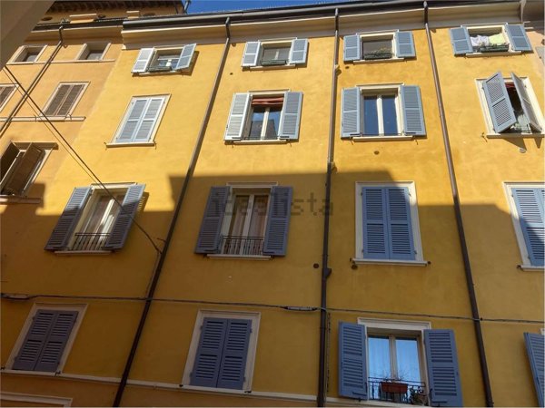 appartamento in vendita a Modena in zona Centro Storico