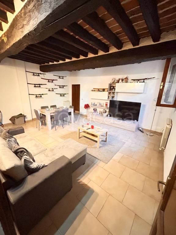 casa indipendente in vendita a Modena in zona Albareto