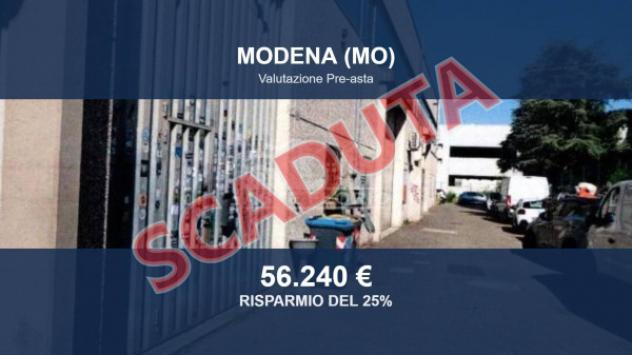 locale commerciale in vendita a Modena