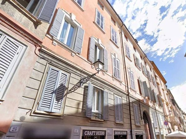 appartamento in vendita a Modena in zona Centro Storico