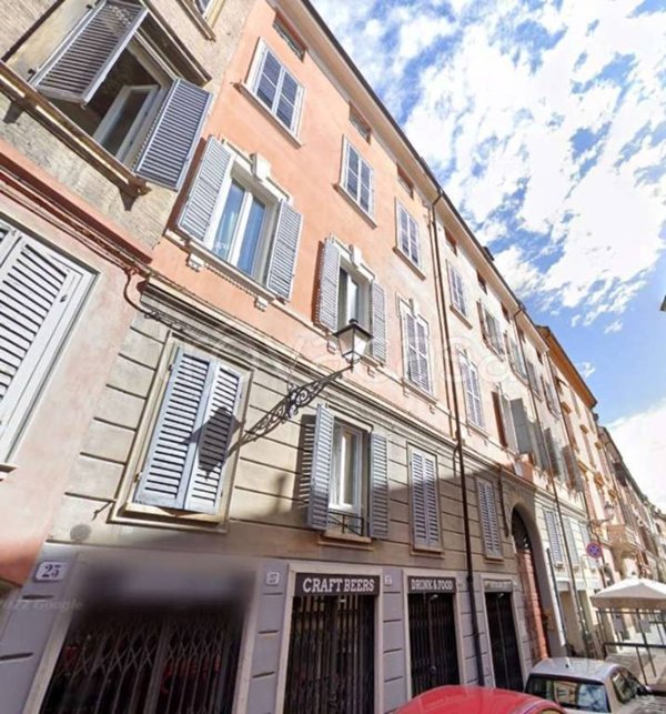 appartamento in vendita a Modena in zona Centro Storico