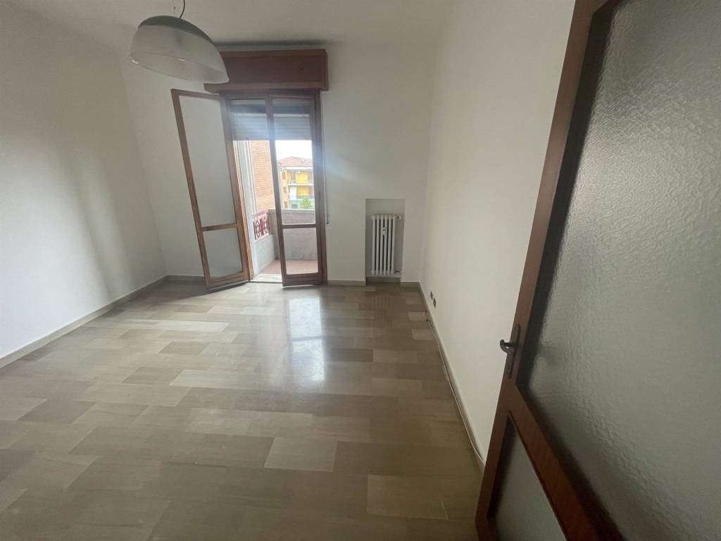 appartamento in vendita a Modena in zona Amendola