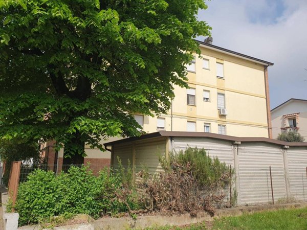 appartamento in vendita a Modena in zona Lesignana