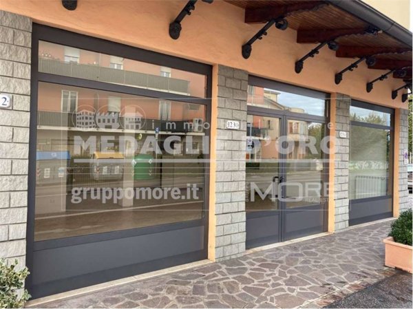 negozio in vendita a Modena in zona San Damaso