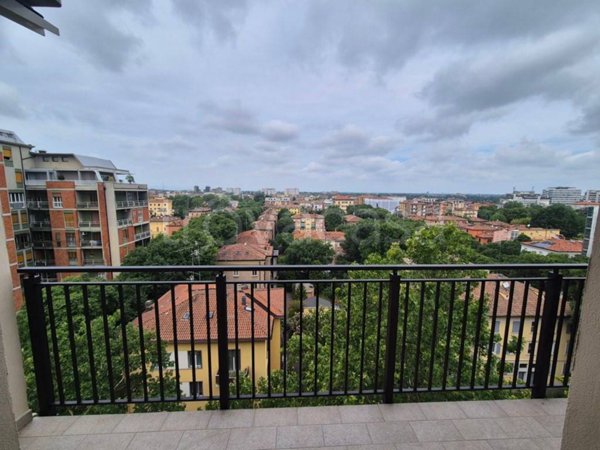 appartamento in vendita a Modena in zona Centro Storico