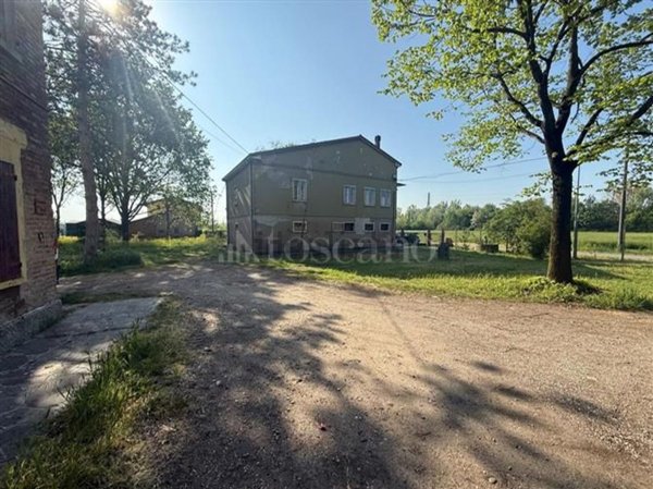 appartamento in vendita a Modena in zona Centro Storico