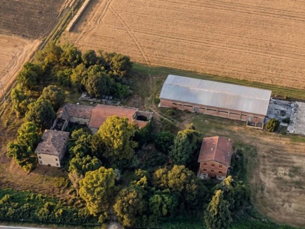 casa indipendente in vendita a Modena in zona Cognento