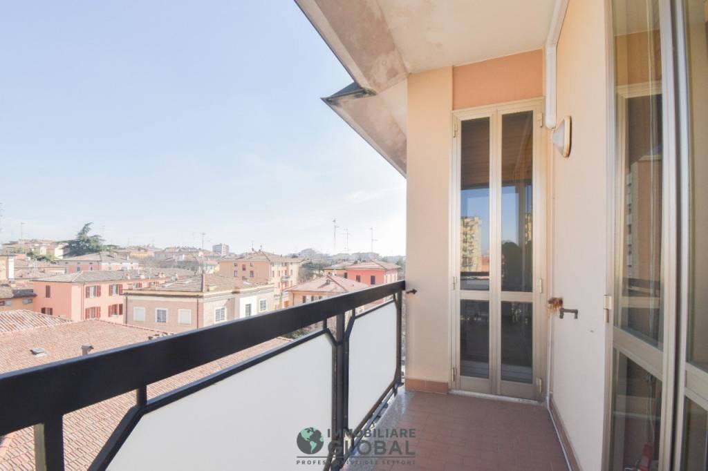 appartamento in vendita a Modena in zona Buon Pastore