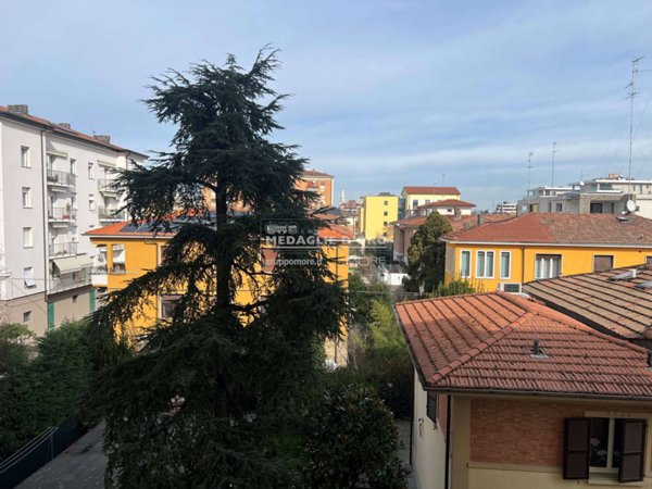 appartamento in vendita a Modena in zona Buon Pastore