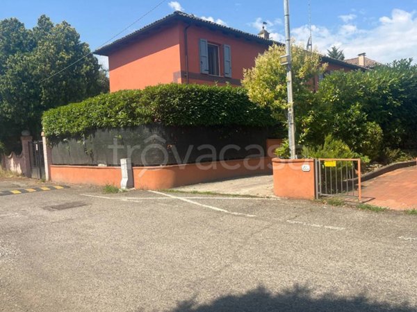 appartamento in vendita a Modena in zona Crocetta