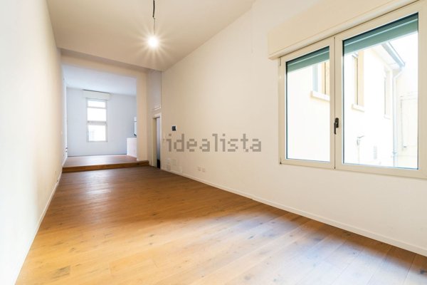 appartamento in vendita a Modena in zona Centro Storico
