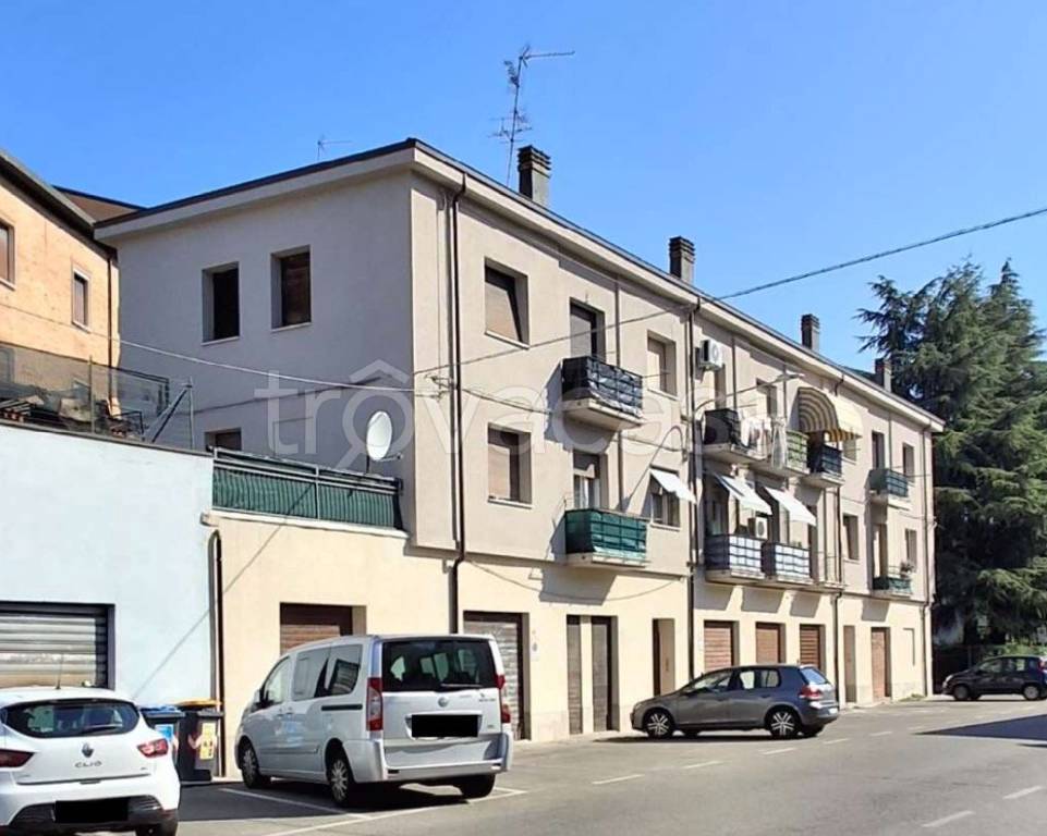 appartamento in vendita a Modena in zona Crocetta