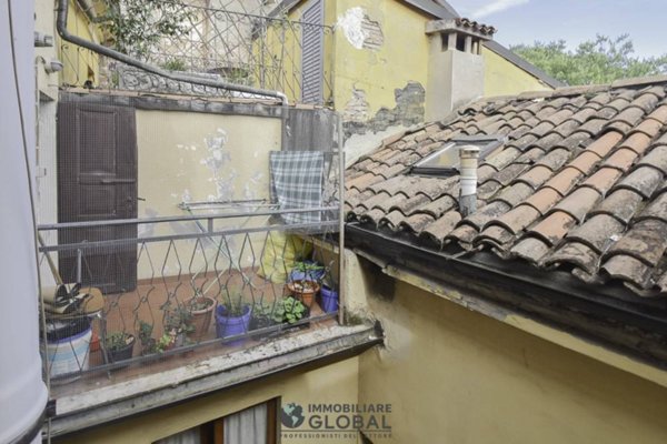 appartamento in vendita a Modena in zona Centro Storico