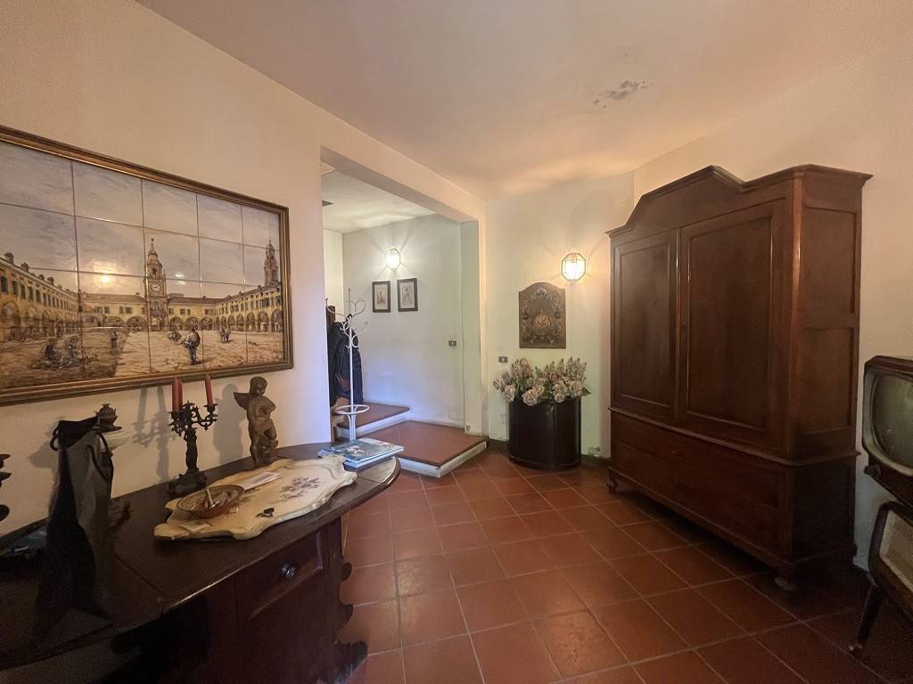 casa indipendente in vendita a Modena in zona San Faustino
