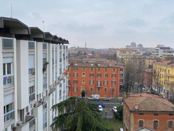 appartamento in vendita a Modena in zona Centro Storico