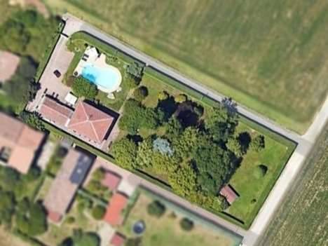 casa indipendente in vendita a Modena in zona Lesignana