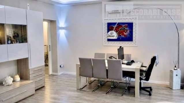 appartamento in vendita a Modena in zona Crocetta