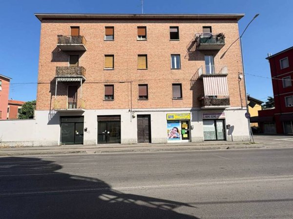 appartamento in vendita a Modena in zona Crocetta
