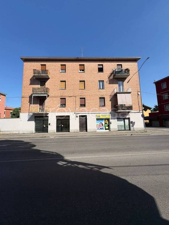 appartamento in vendita a Modena in zona Crocetta
