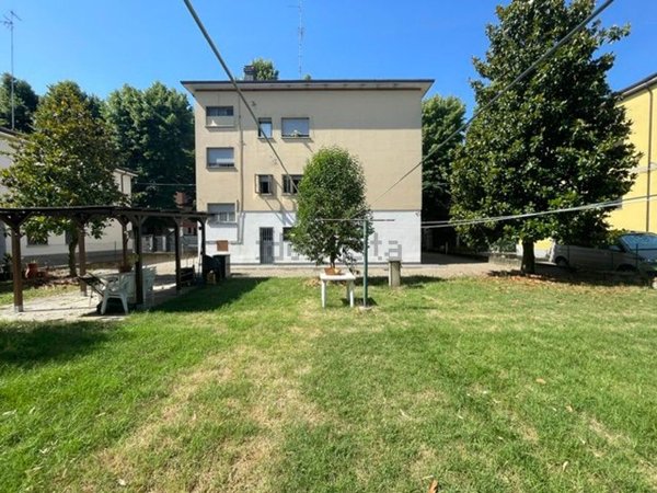 casa indipendente in vendita a Modena in zona San Faustino