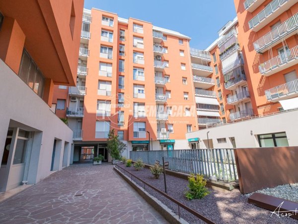 appartamento in vendita a Modena in zona San Lazzaro / Modena Est