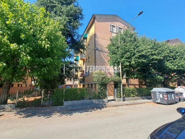 appartamento in vendita a Modena in zona Vaciglio