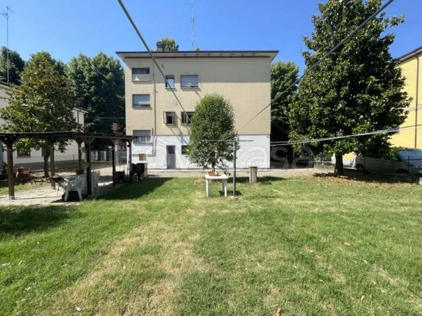 casa indipendente in vendita a Modena in zona San Faustino