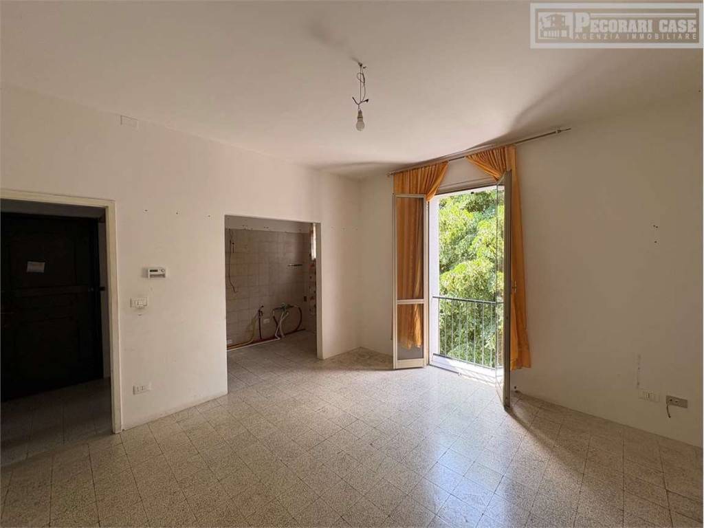 appartamento in vendita a Modena in zona Madonnina / Quattro Ville