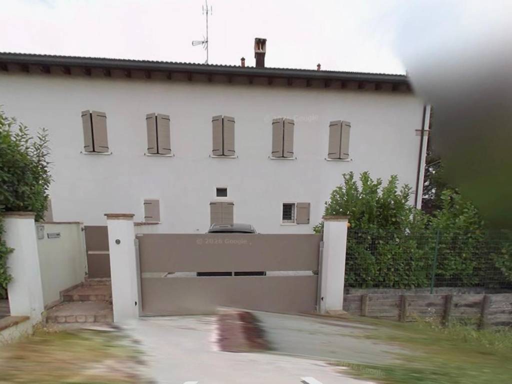 casa indipendente in vendita a Modena in zona San Damaso