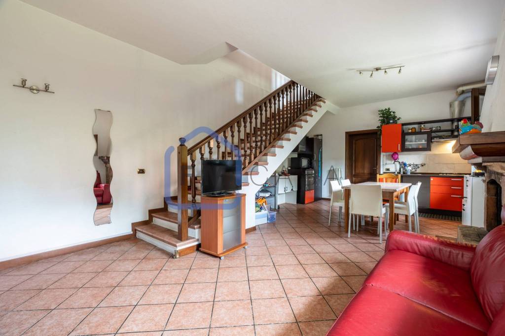 casa indipendente in vendita a Modena in zona Sant'Agnese