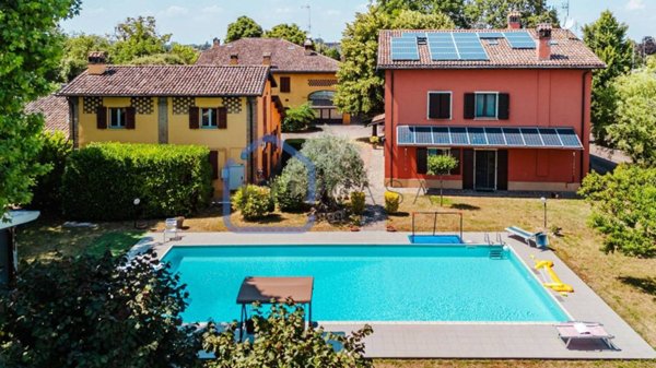 casa indipendente in vendita a Modena in zona Sant'Agnese