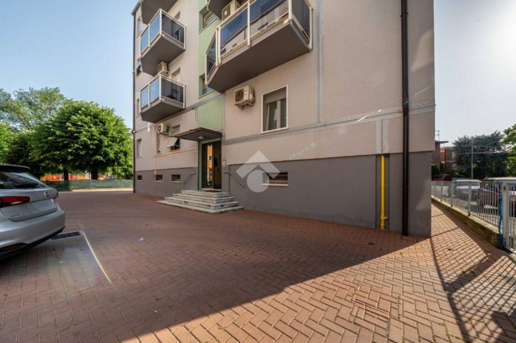 appartamento in vendita a Modena