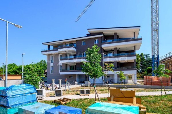 appartamento in vendita a Modena in zona San Donnino