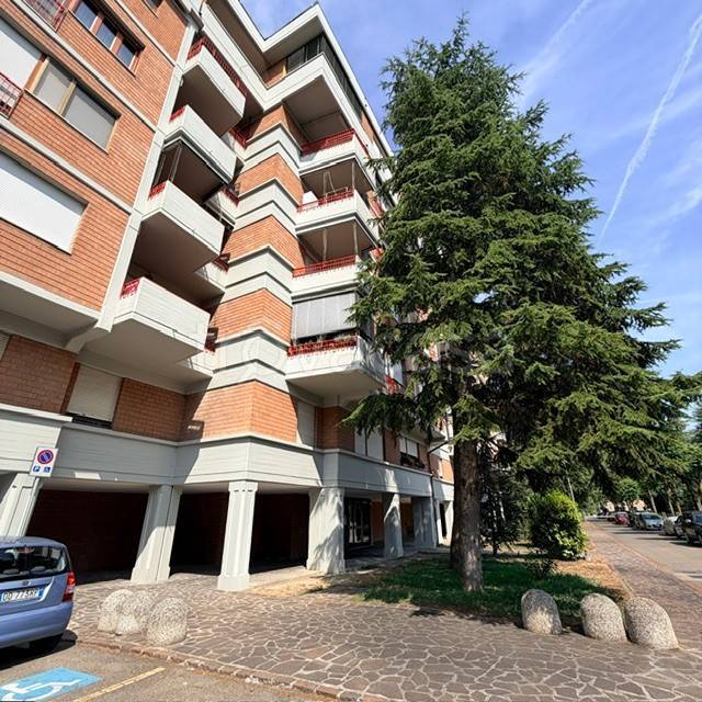 appartamento in vendita a Modena