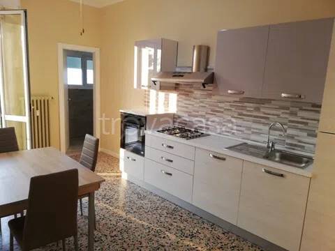 appartamento in vendita a Modena in zona San Lazzaro / Modena Est
