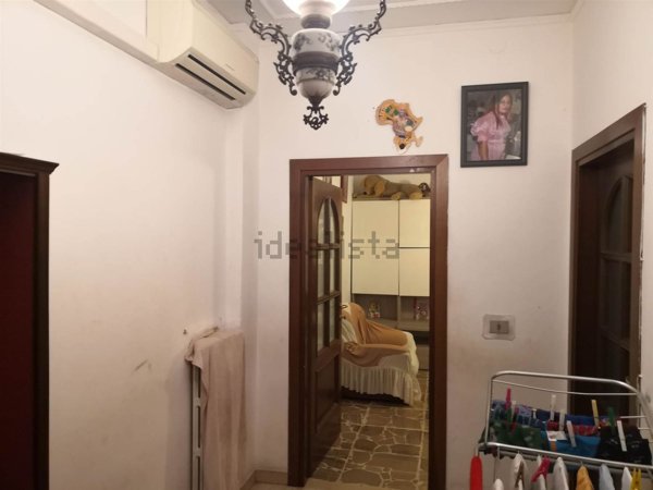 appartamento in vendita a Modena in zona Amendola