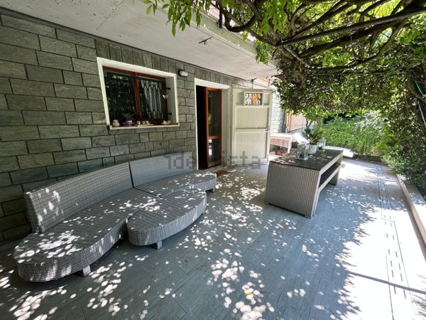 casa indipendente in vendita a Modena in zona Crocetta