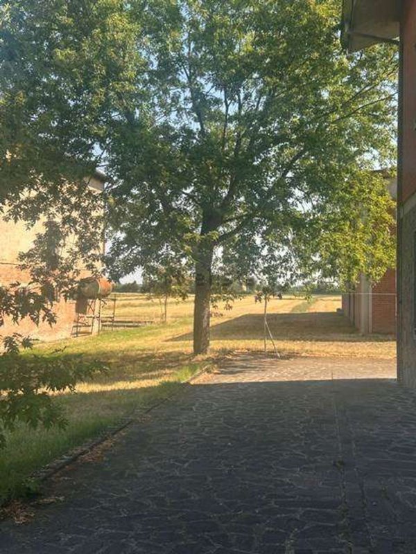 casa indipendente in vendita a Modena