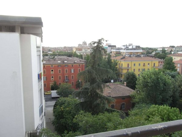appartamento in vendita a Modena in zona Centro Storico