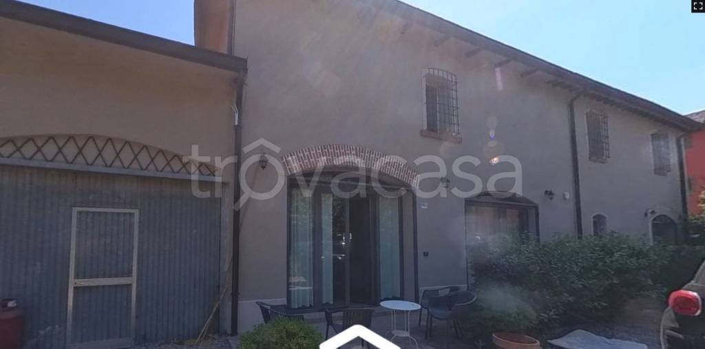 casa indipendente in vendita a Modena