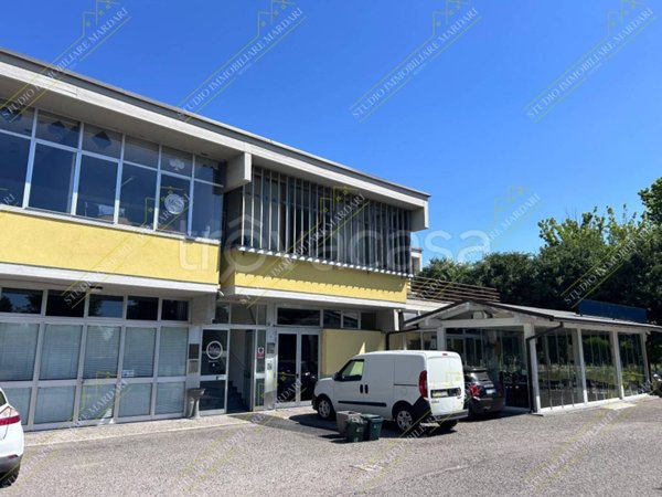 casa indipendente in vendita a Modena in zona Cognento