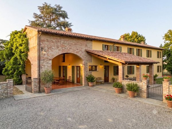 casa indipendente in vendita a Modena in zona Cittanova