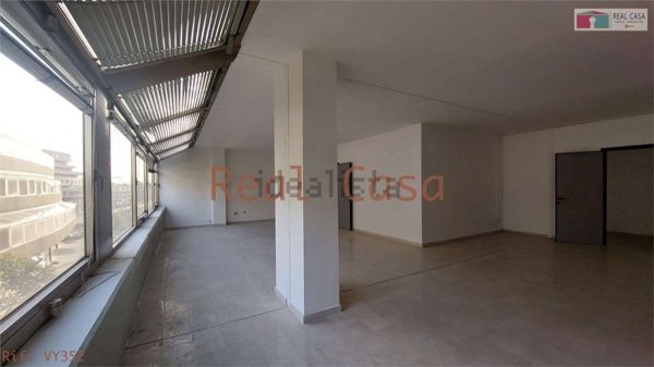 ufficio in vendita a Modena in zona San Faustino