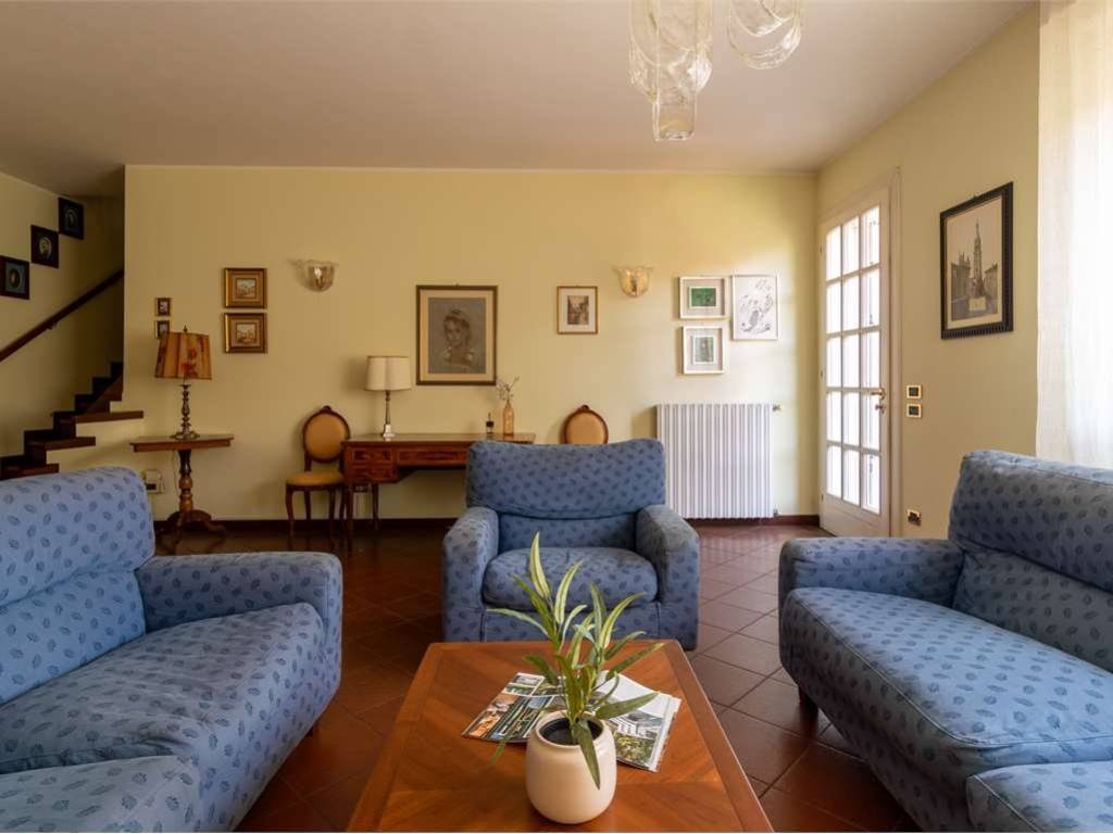casa indipendente in vendita a Modena in zona Crocetta