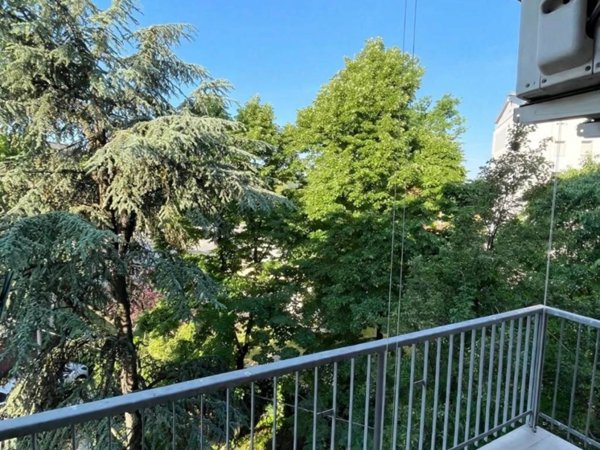 appartamento in vendita a Modena in zona San Faustino