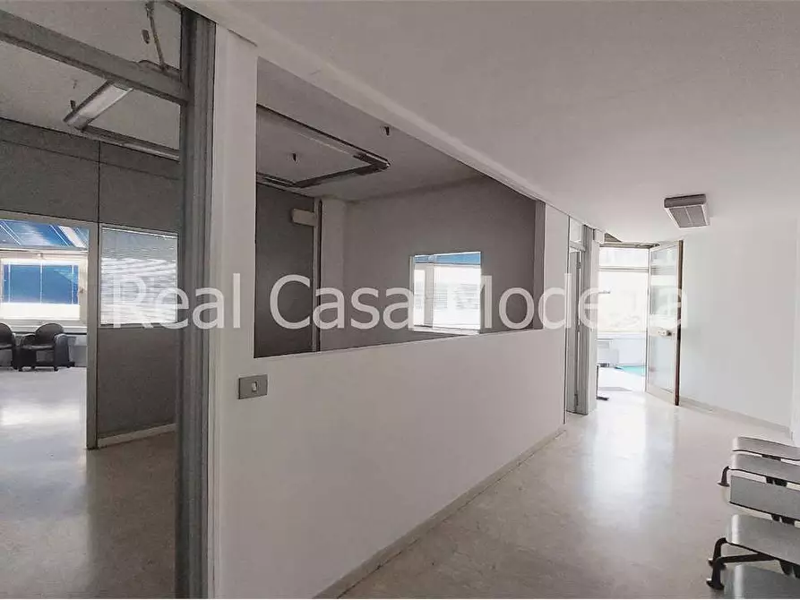 ufficio in vendita a Modena in zona San Faustino